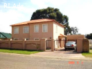 3 BEDROOM APARTMENT. LENASIA SOUTH.EXT 1. SPACIOUS